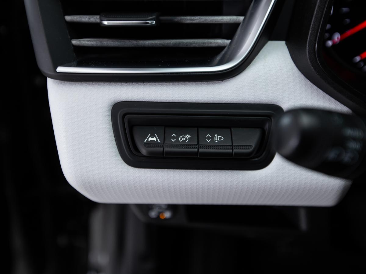 renault-clio-2021-gpl-999cc