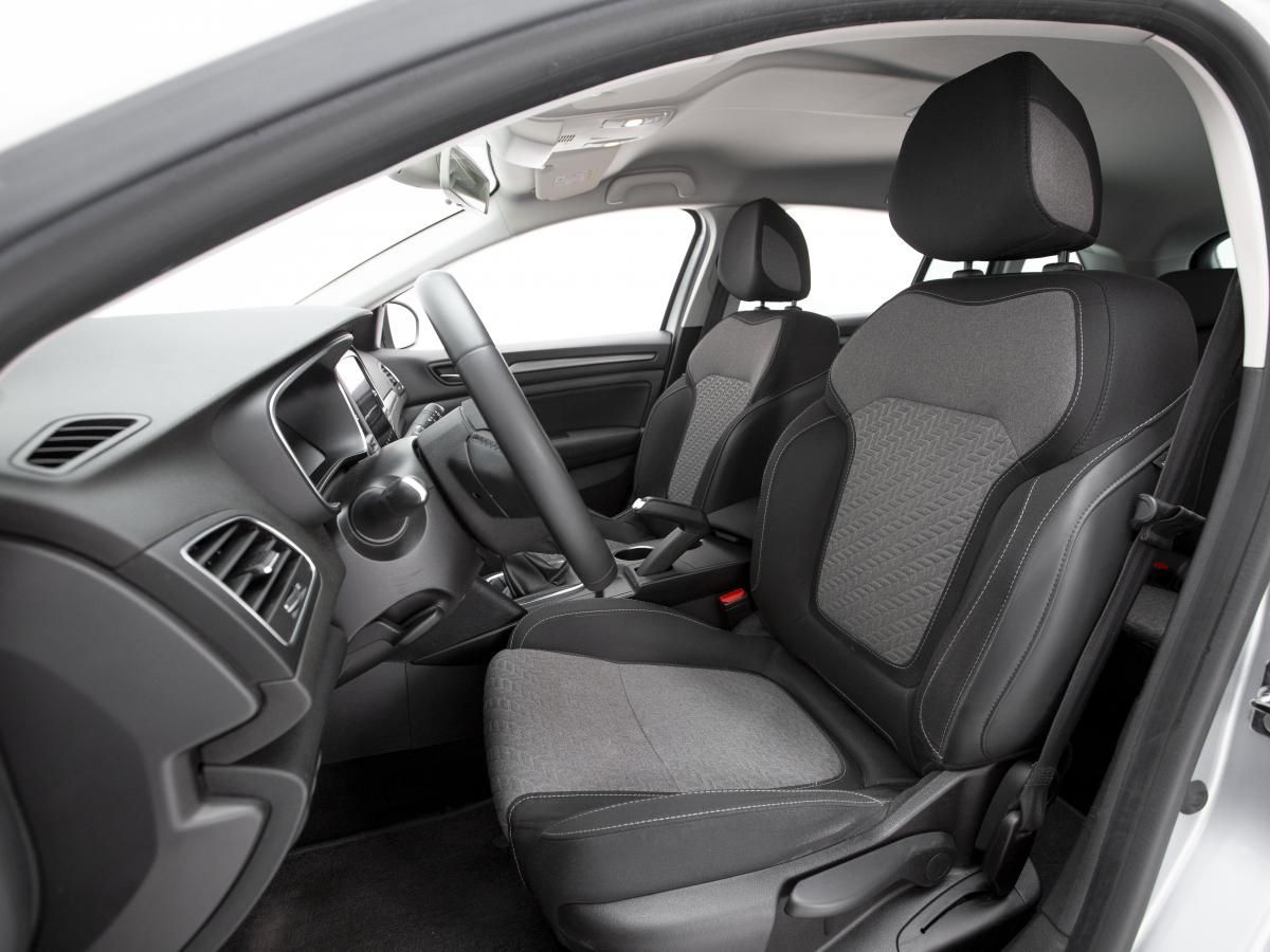 renault-megane-sport-tourer-2022-diesel-1461cc