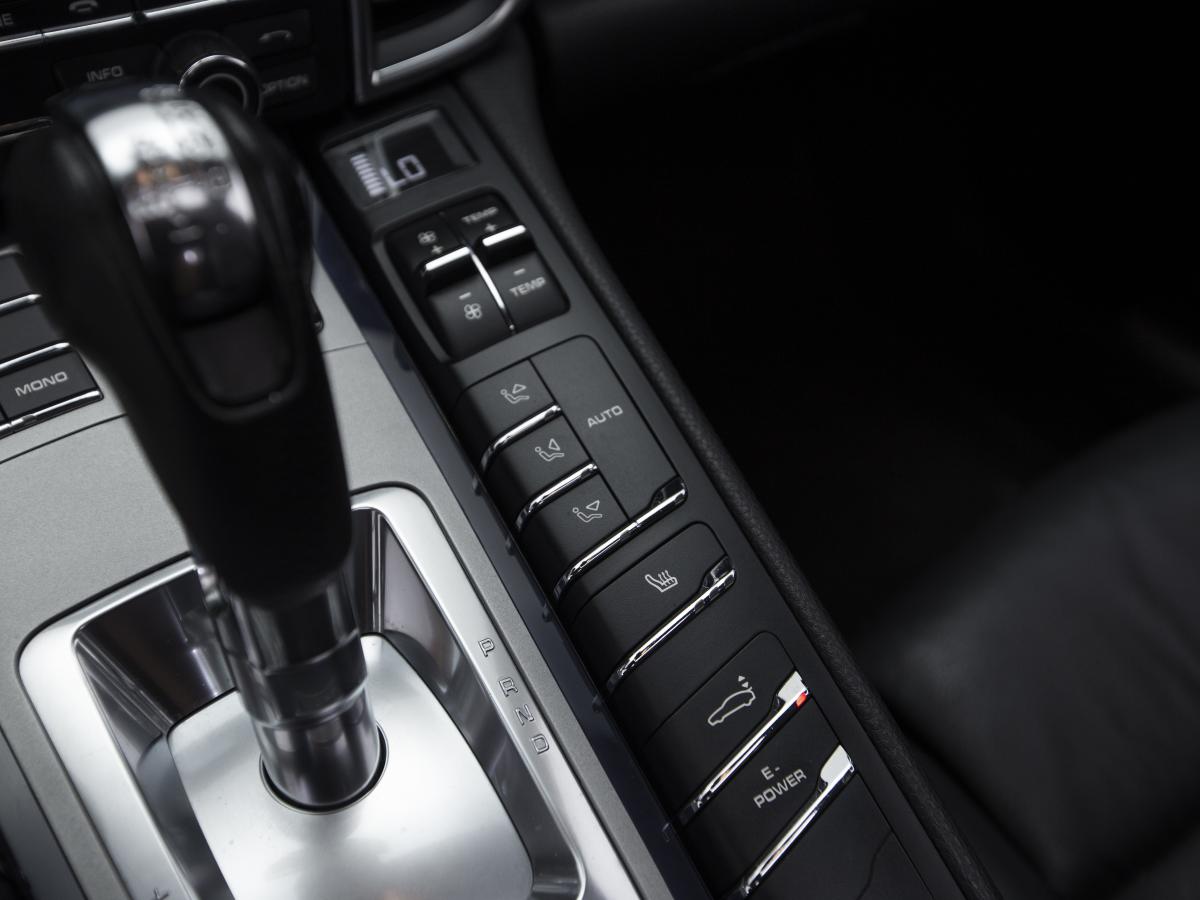 porsche-panamera-2013-hibrido-a-gasolina-2995cc