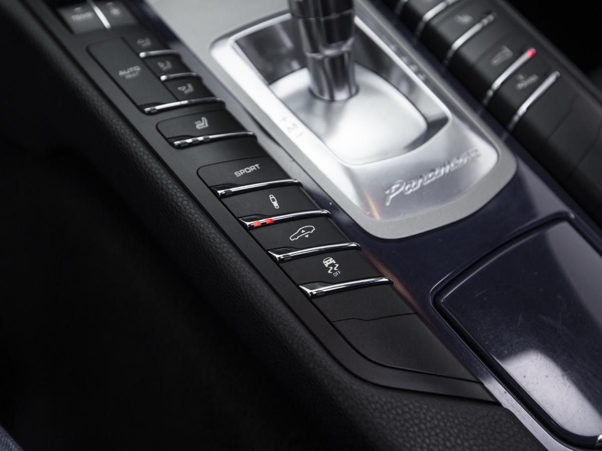 porsche-panamera-2013-hibrido-a-gasolina-2995cc