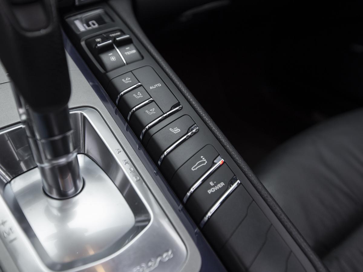 porsche-panamera-2013-hibrido-a-gasolina-2995cc
