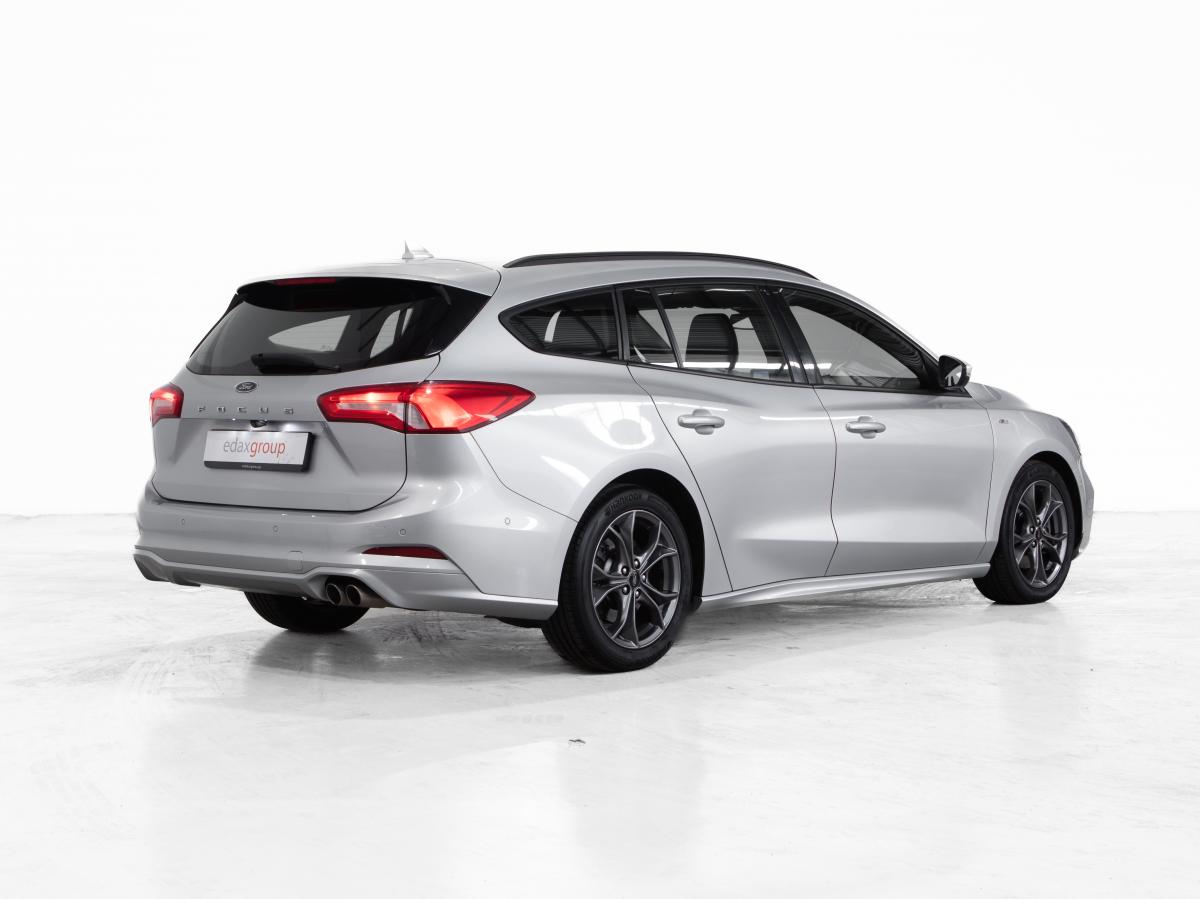 ford-focus-sw-2021-diesel-1499cc