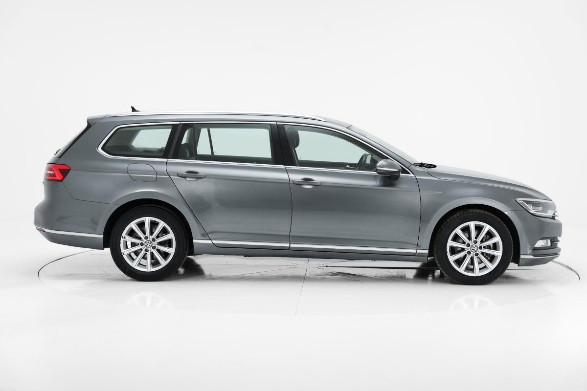 volkswagen-passat-variant-2016-diesel-1968cc