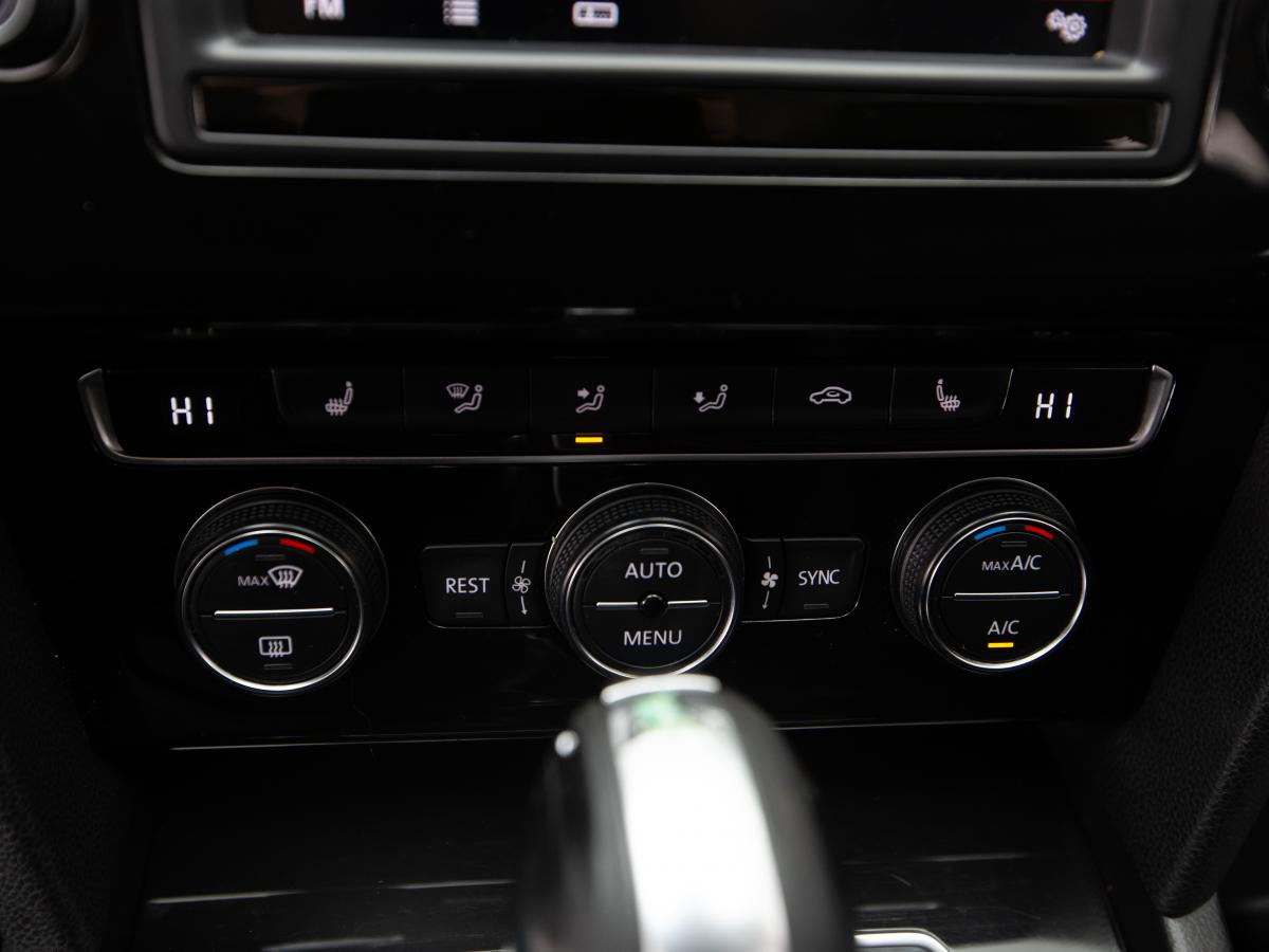 volkswagen-passat-variant-2016-diesel-1968cc