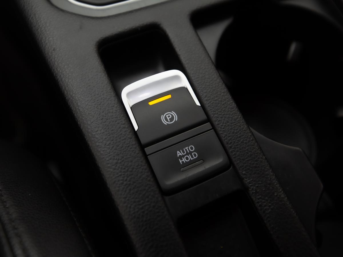 volkswagen-passat-variant-2016-diesel-1968cc
