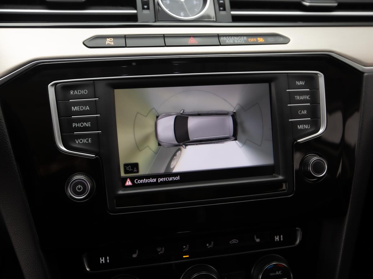 volkswagen-passat-variant-2016-diesel-1968cc