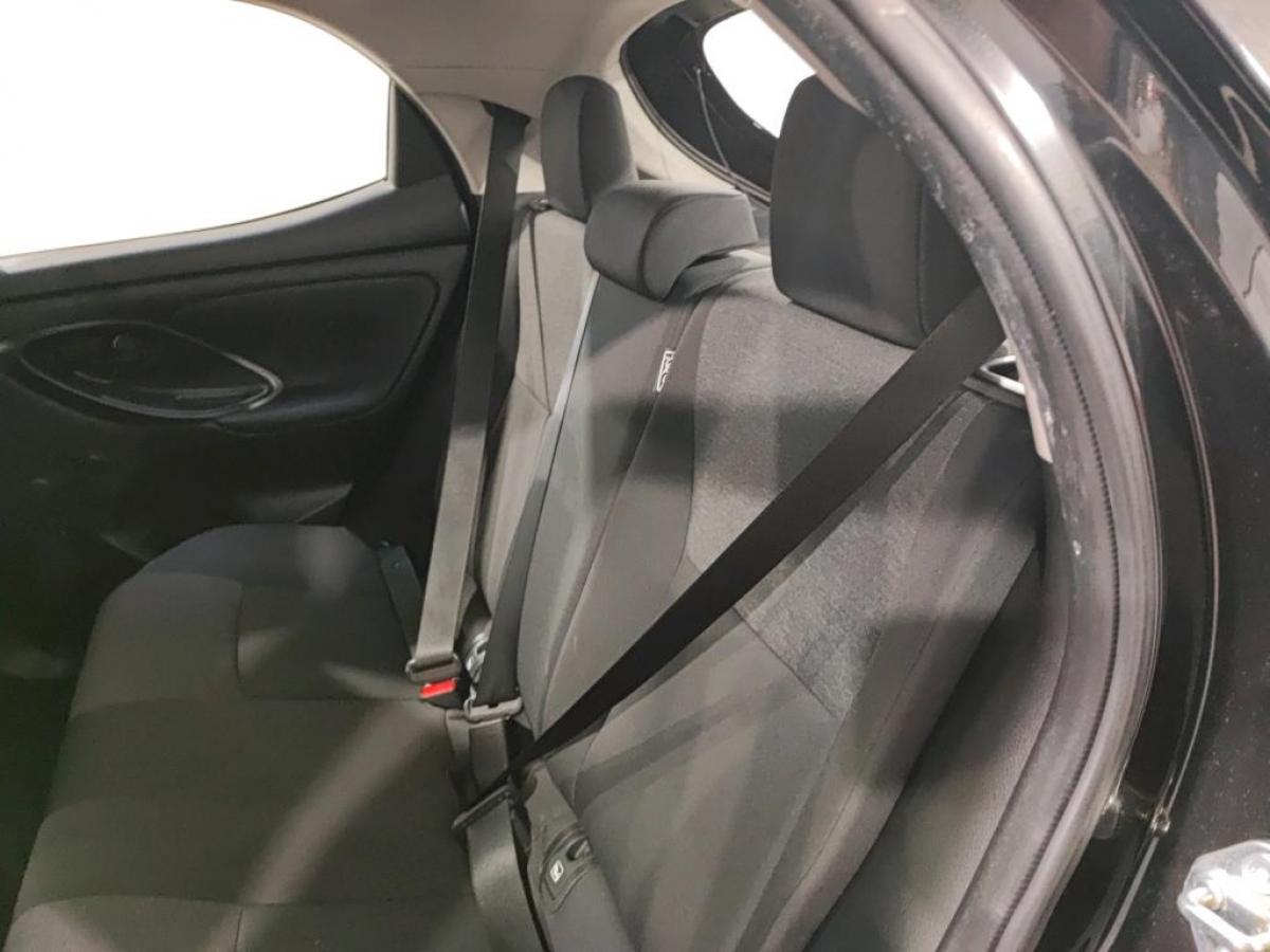 toyota-yaris-2021-gasolina-998cc