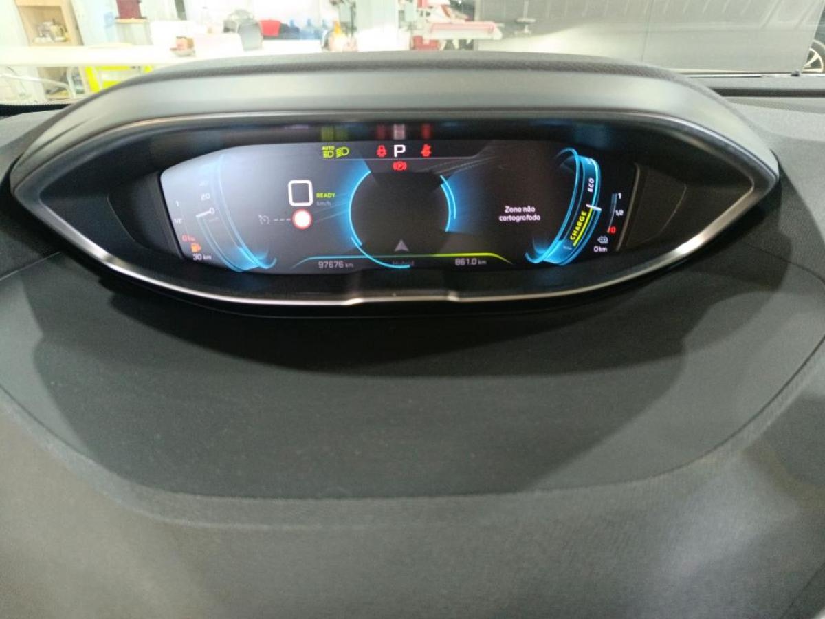 peugeot-3008-2023-hibrido-a-gasolina-1598cc