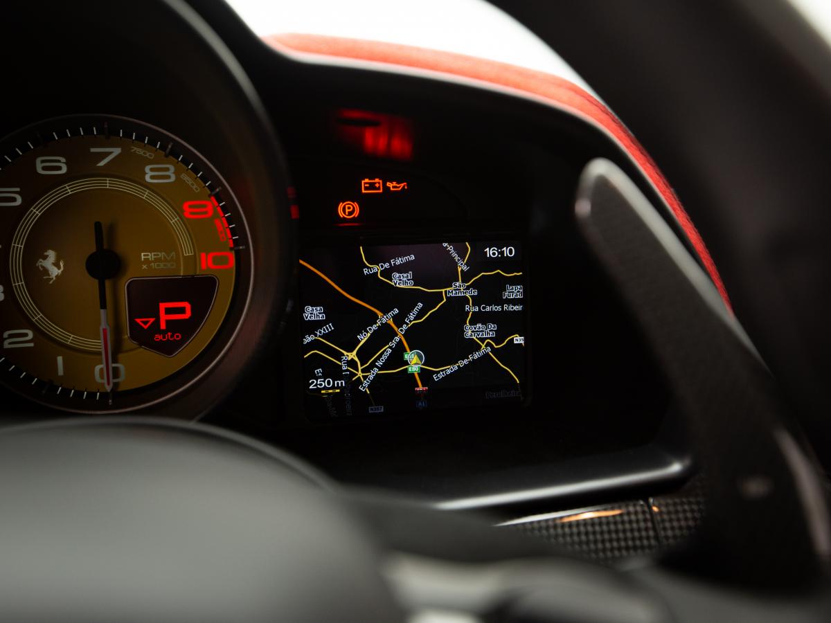 ferrari-458-2014-gasolina-4497cc