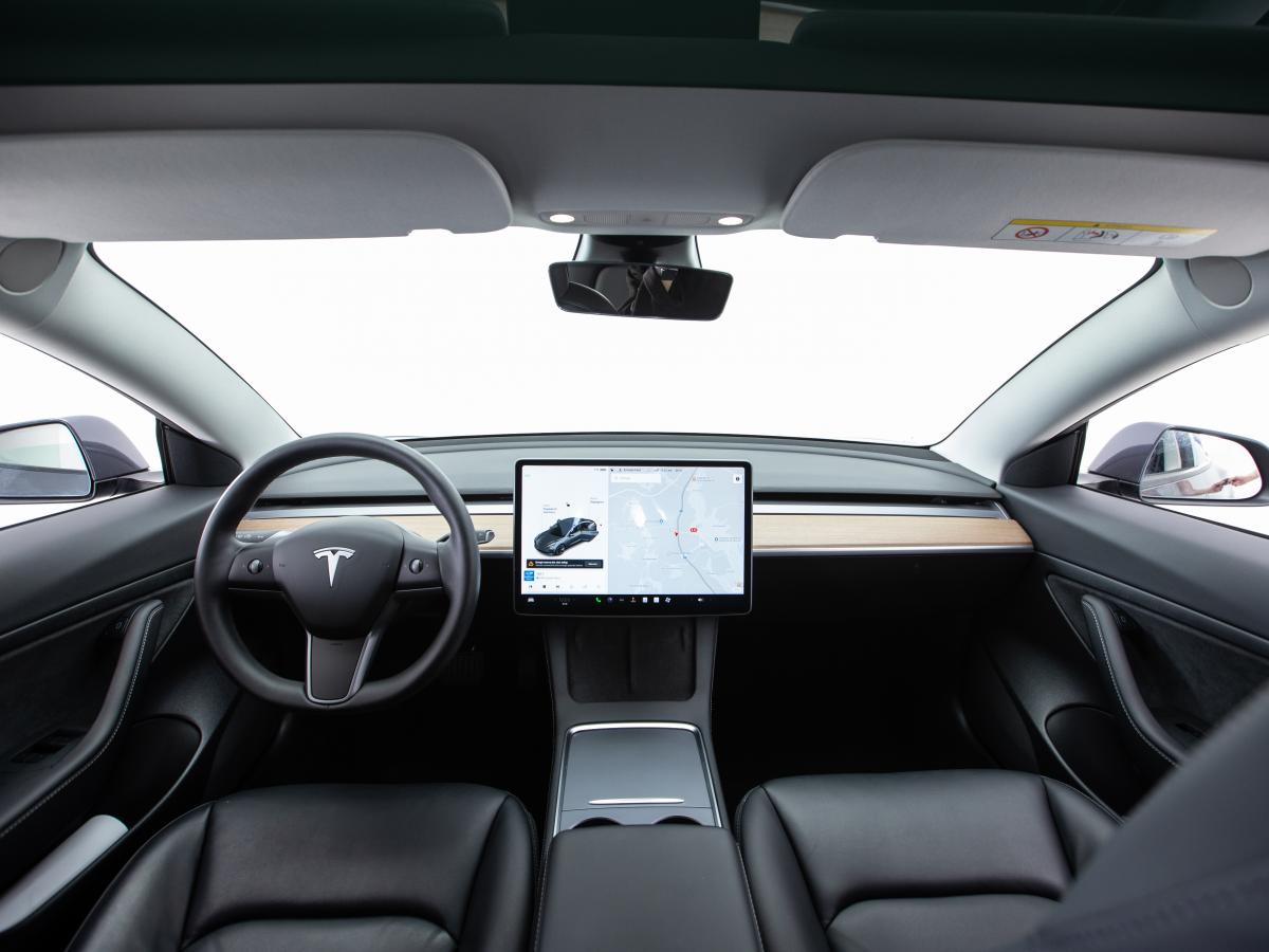 tesla-model-3-2021-eletrico-0cc