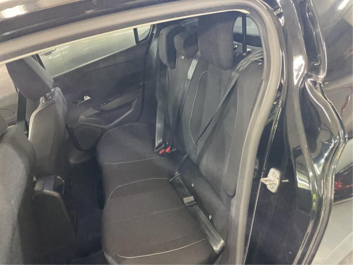 peugeot-308-2022-diesel-1499cc