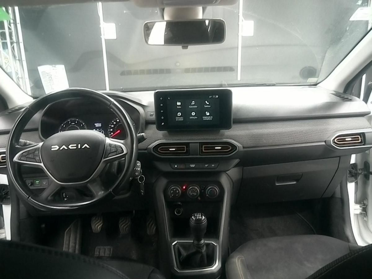 dacia-sandero-2023-gpl-999cc