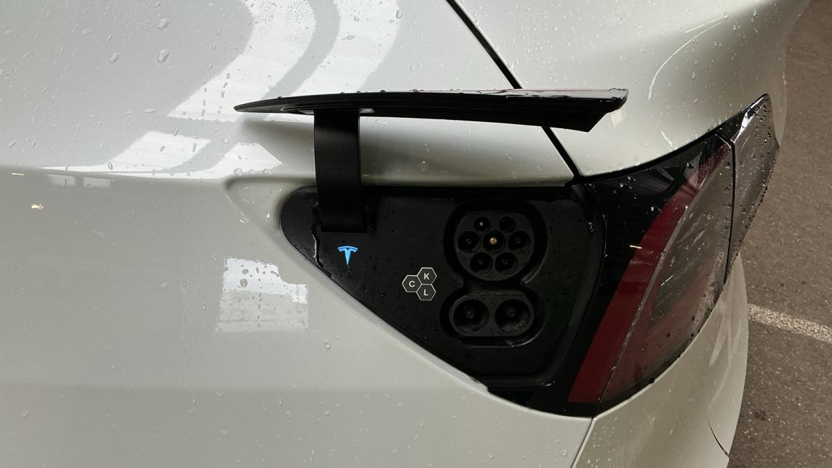 tesla-model-y-2023-eletrico-0cc