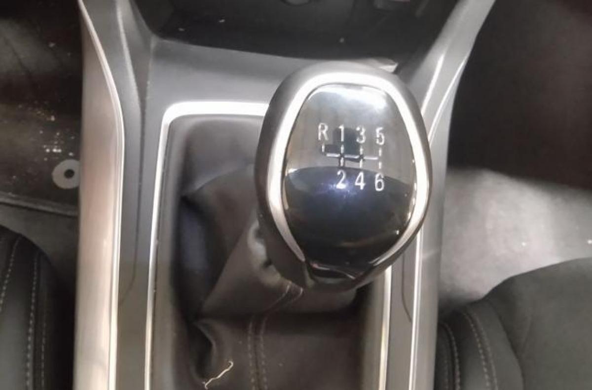 peugeot-308-sw-2019-gasolina-1199cc