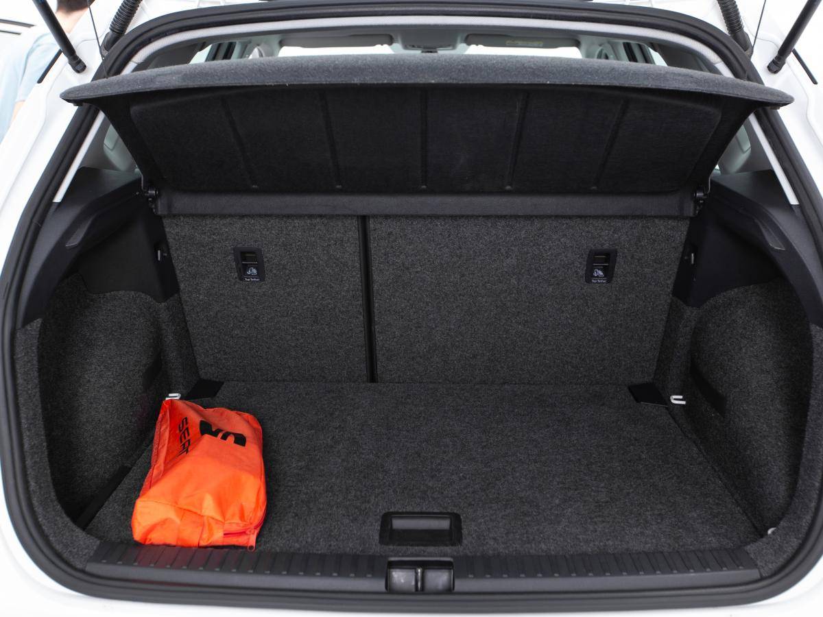 seat-arona-2019-diesel-1598cc