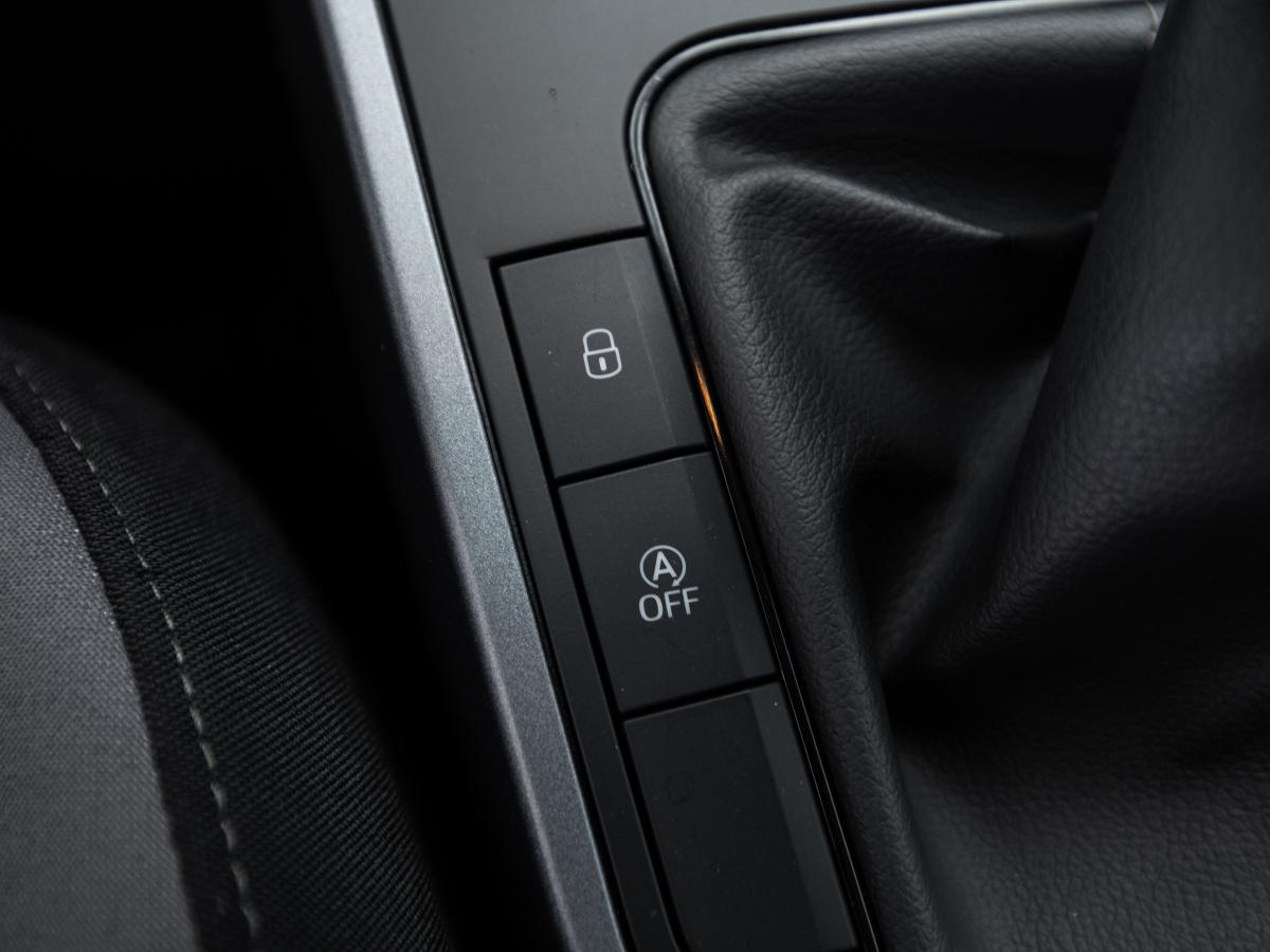 seat-arona-2019-diesel-1598cc