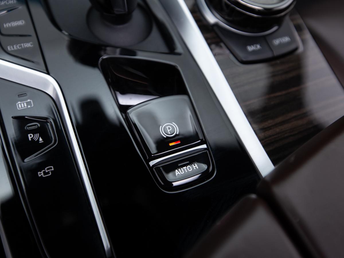 bmw-serie-5-2020-hibrido-a-gasolina-1998cc