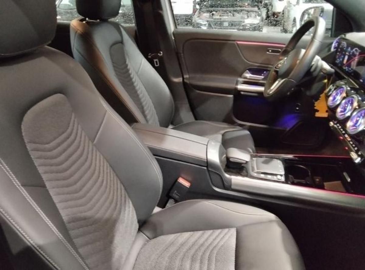 mercedes-benz-eqa-2023-eletrico-0cc