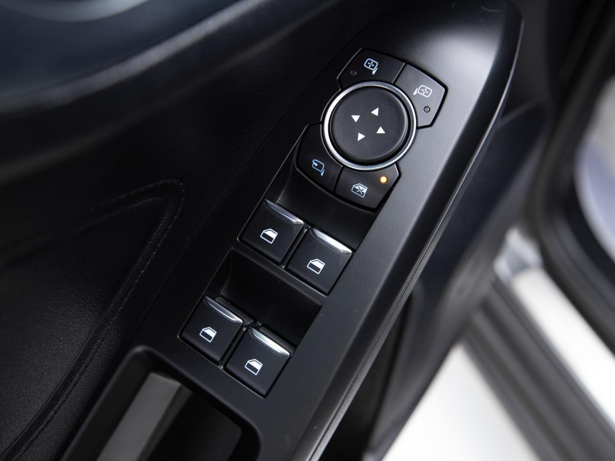 ford-focus-sw-2019-gasolina-999cc