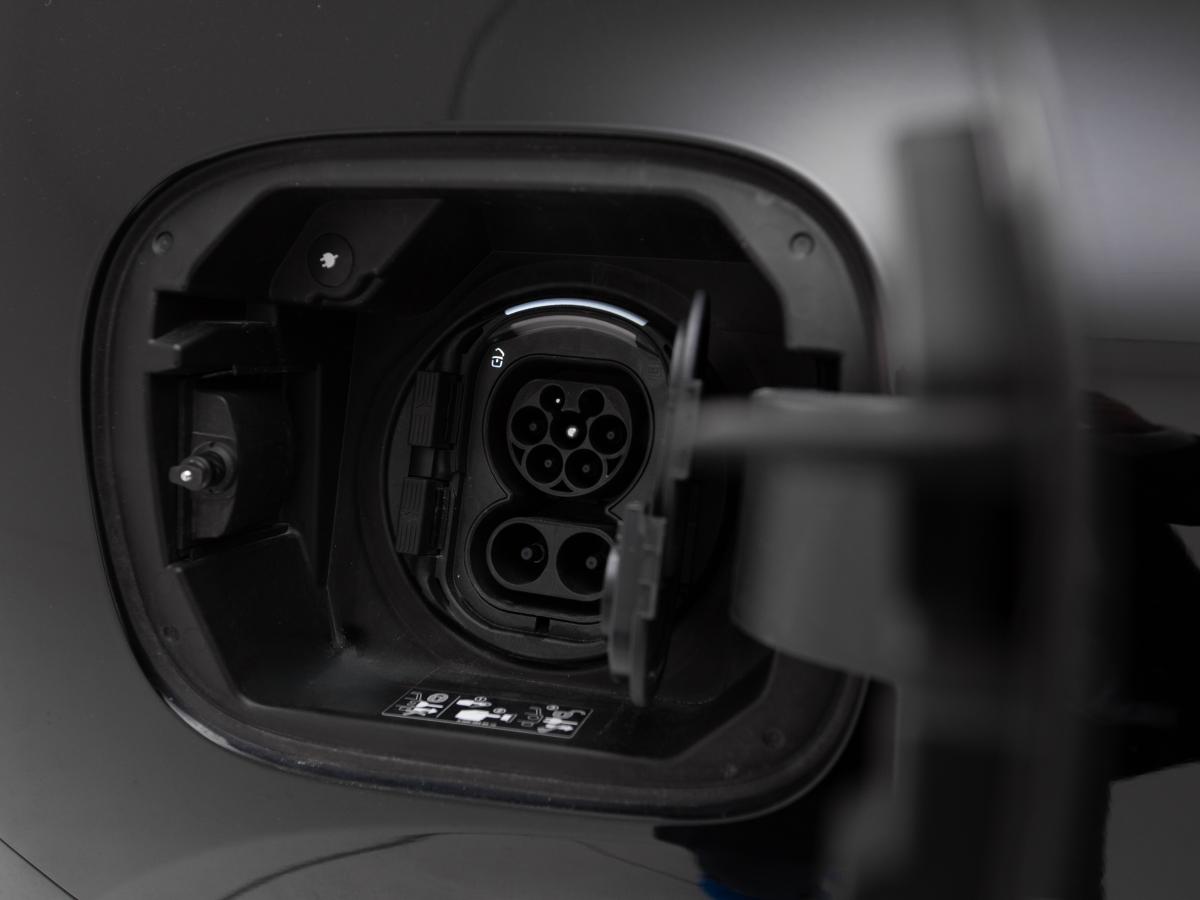 mercedes-benz-eqa-2023-eletrico-0cc