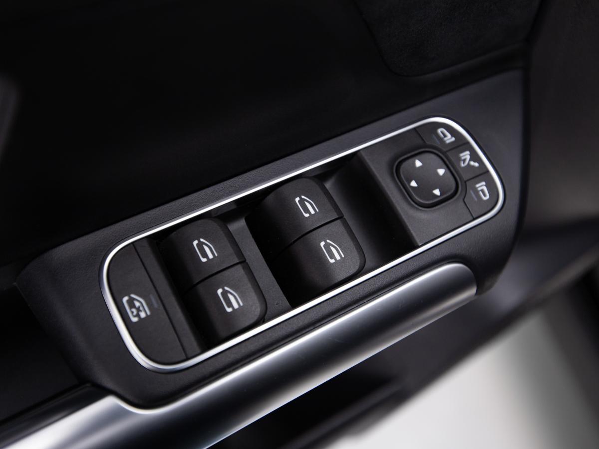 mercedes-benz-eqa-2023-eletrico-0cc
