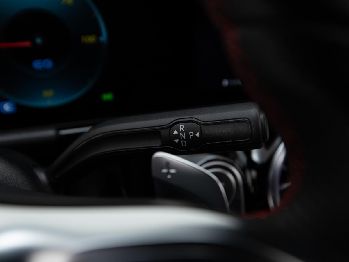 mercedes-benz-eqa-2023-eletrico-0cc