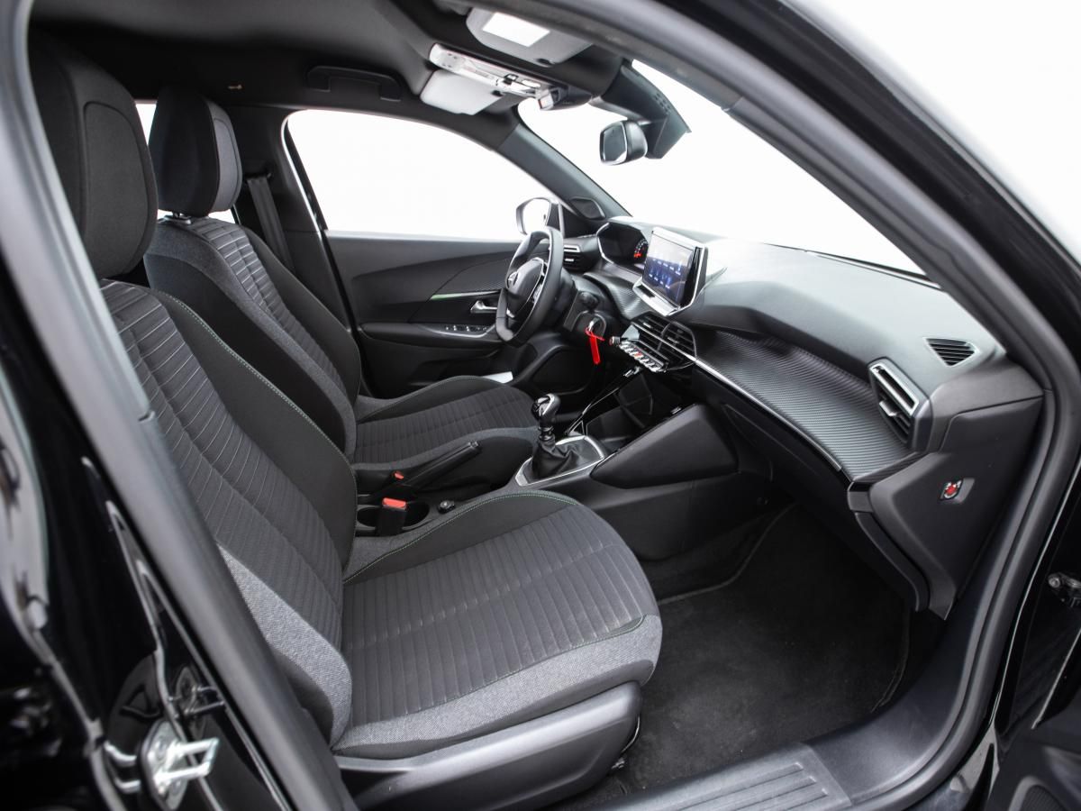 peugeot-2008-2023-gasolina-1199cc