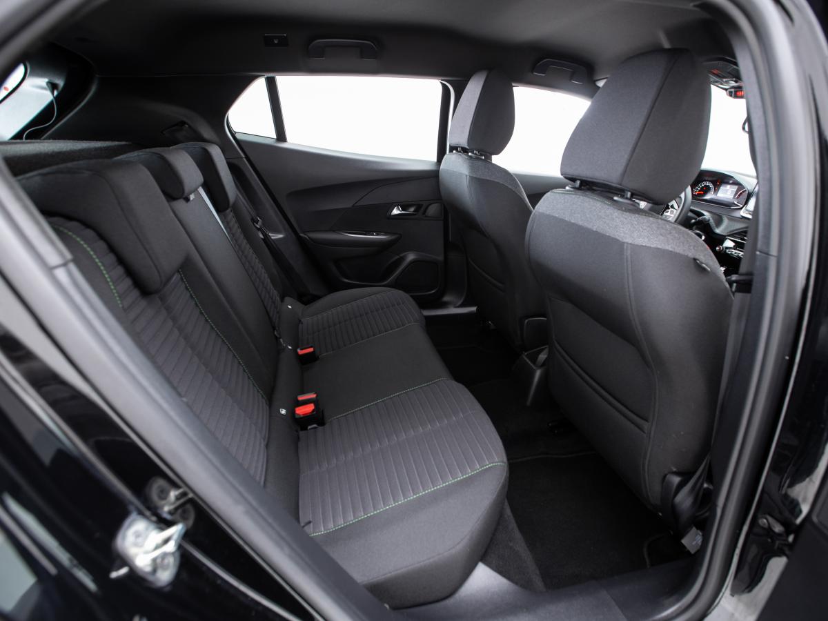 peugeot-2008-2023-gasolina-1199cc