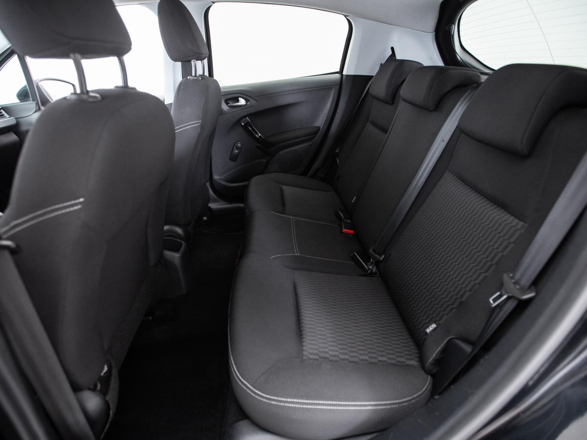 peugeot-208-2016-diesel-1560cc