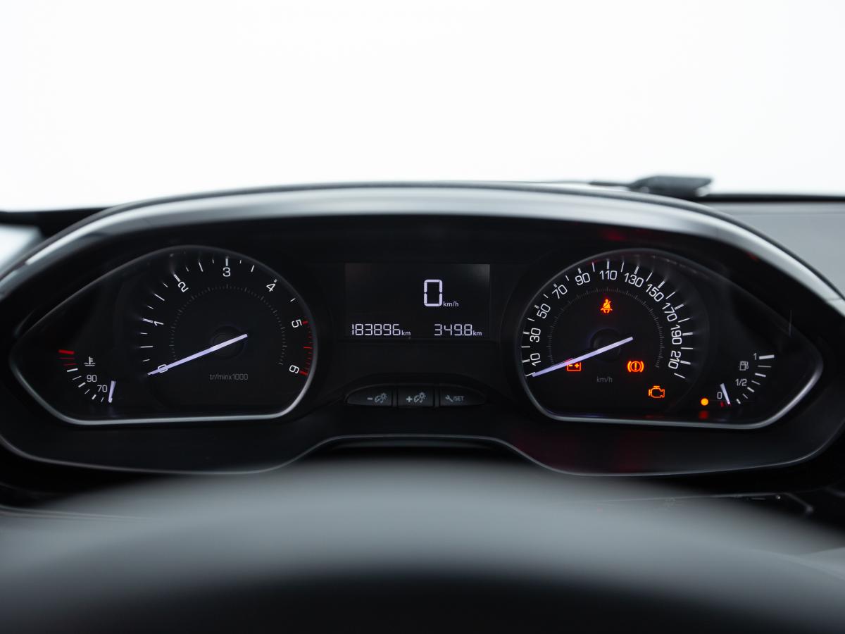peugeot-208-2016-diesel-1560cc