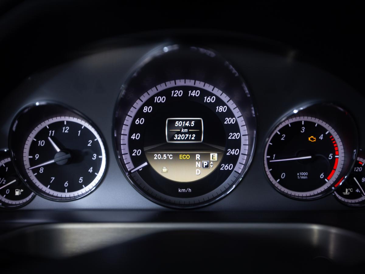 mercedes-benz-classe-e-2011-diesel-2143cc