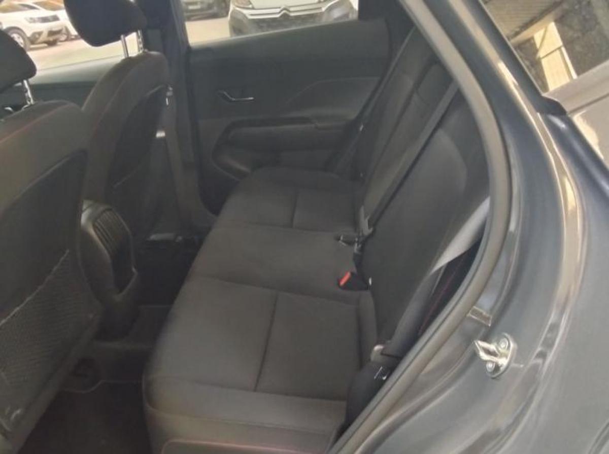 hyundai-kauai-2023-hibrido-a-gasolina-1580cc