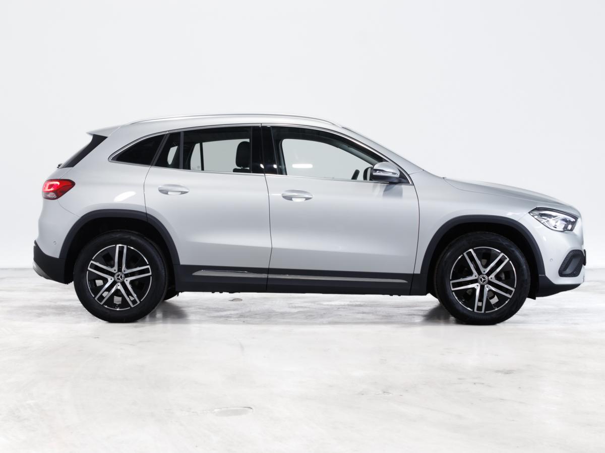 mercedes-benz-gla-2022-gasolina-1332cc