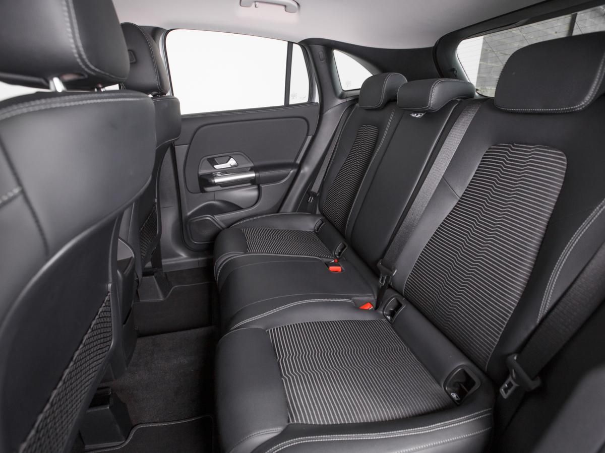 mercedes-benz-gla-2022-gasolina-1332cc