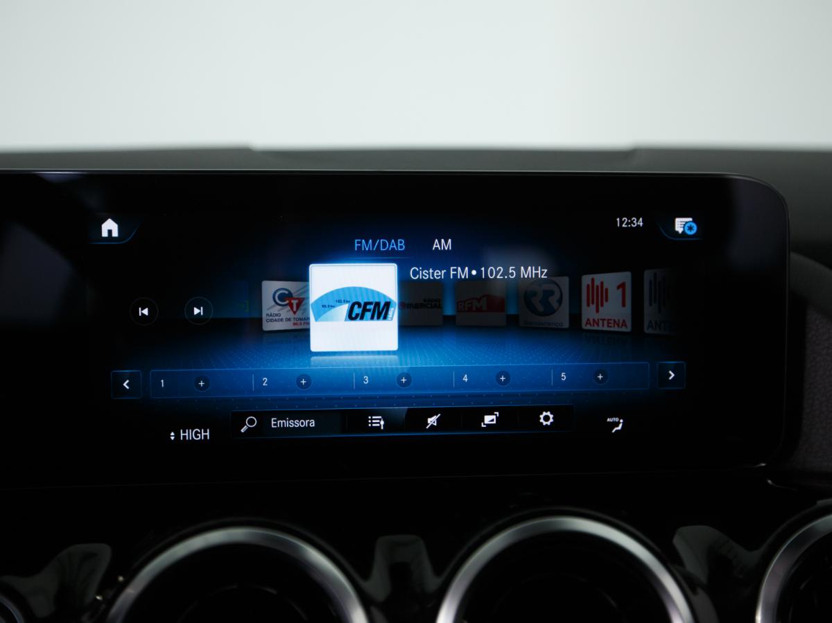 mercedes-benz-gla-2022-gasolina-1332cc