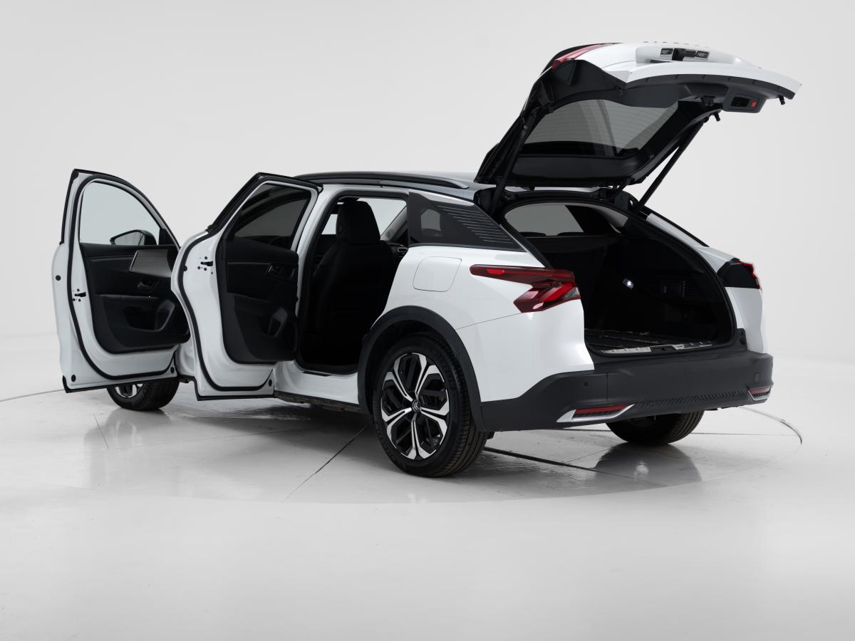 citroen-c5-x-2023-hibrido-a-gasolina-1598cc