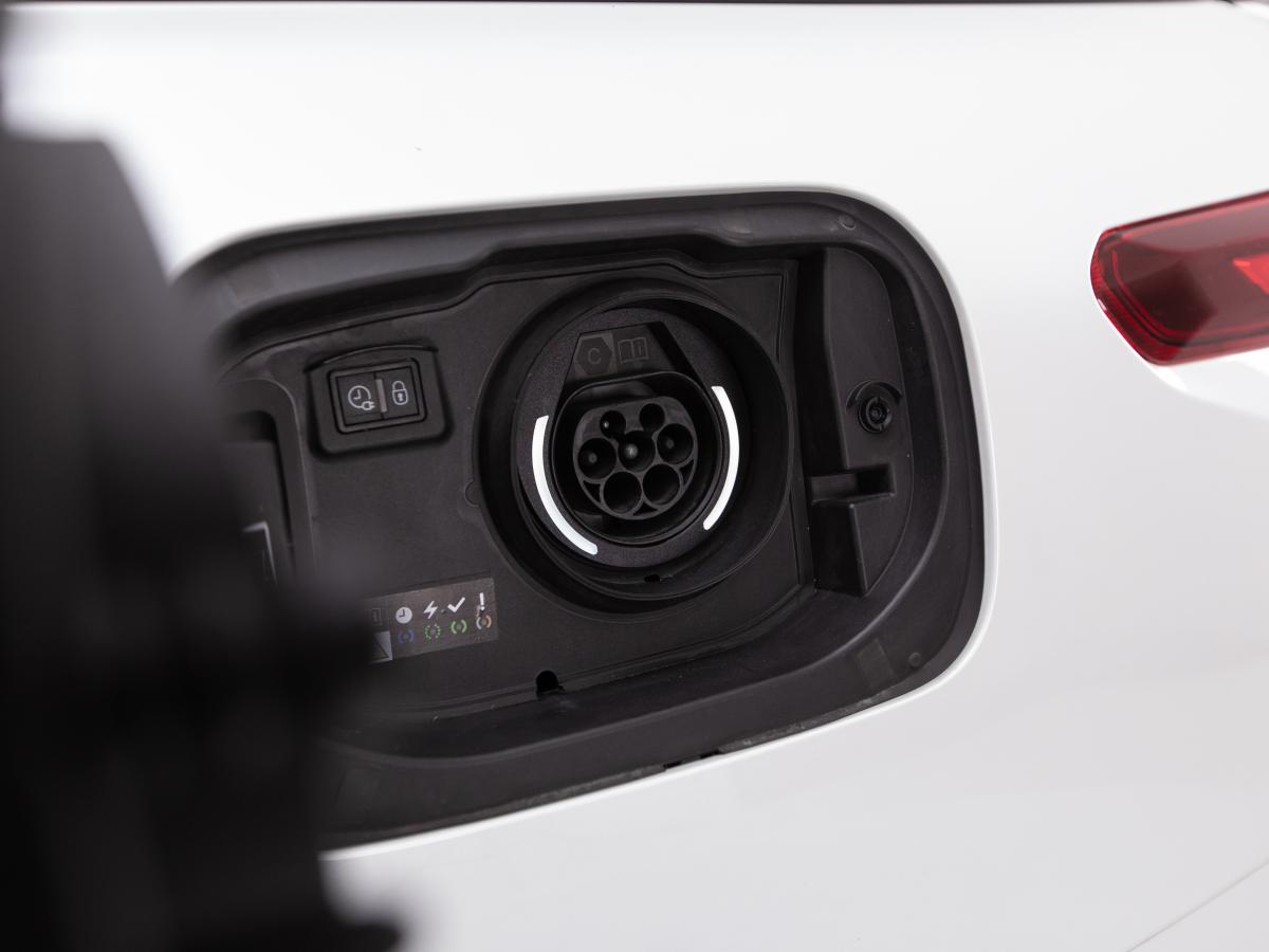 citroen-c5-x-2023-hibrido-a-gasolina-1598cc