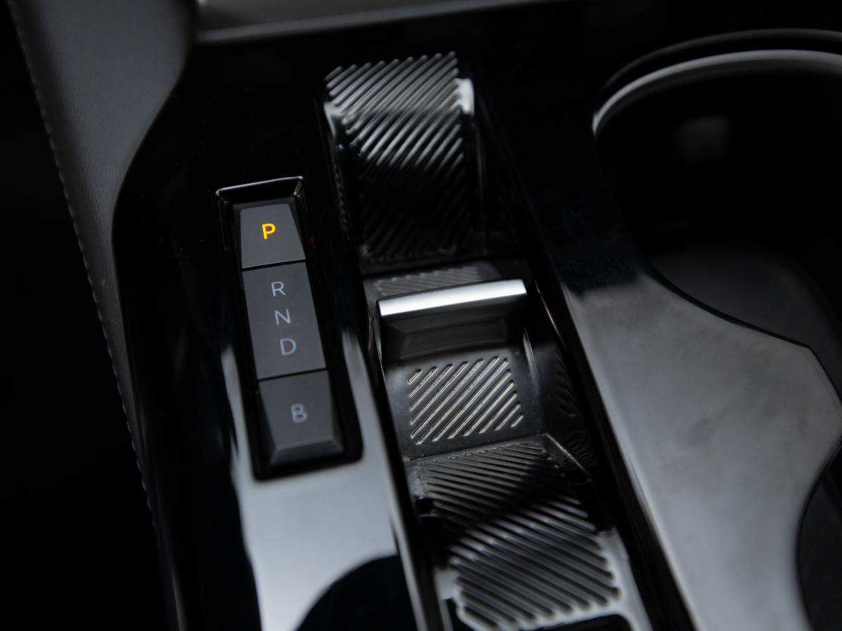 citroen-c5-x-2023-hibrido-a-gasolina-1598cc