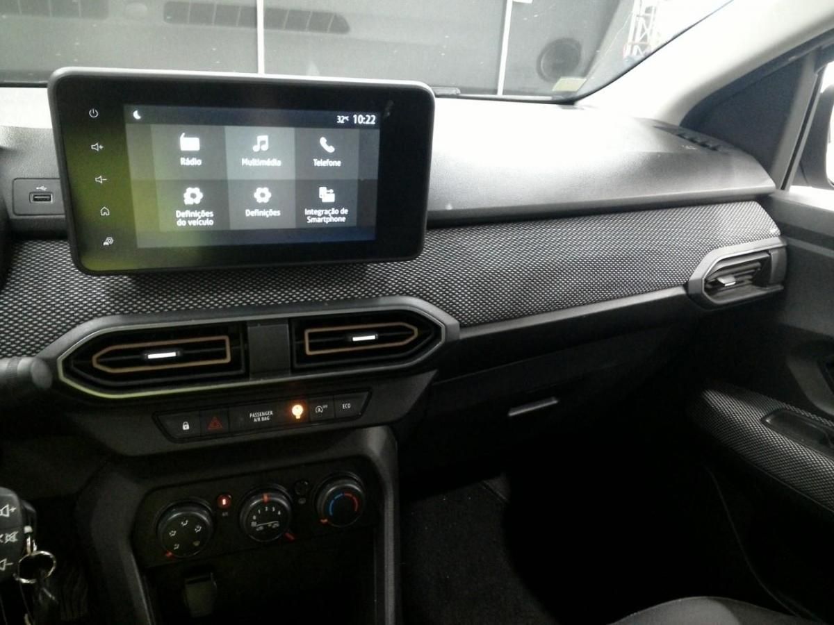dacia-sandero-2024-gpl-999cc