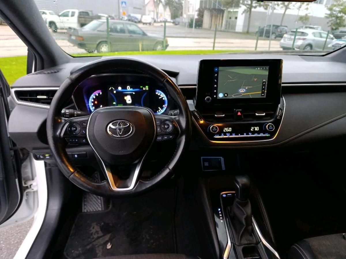 toyota-corolla-sw-2022-hibrido-a-gasolina-1798cc