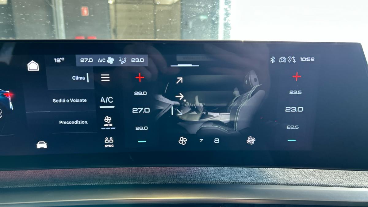 peugeot-e-3008-2025-eletrico-0cc