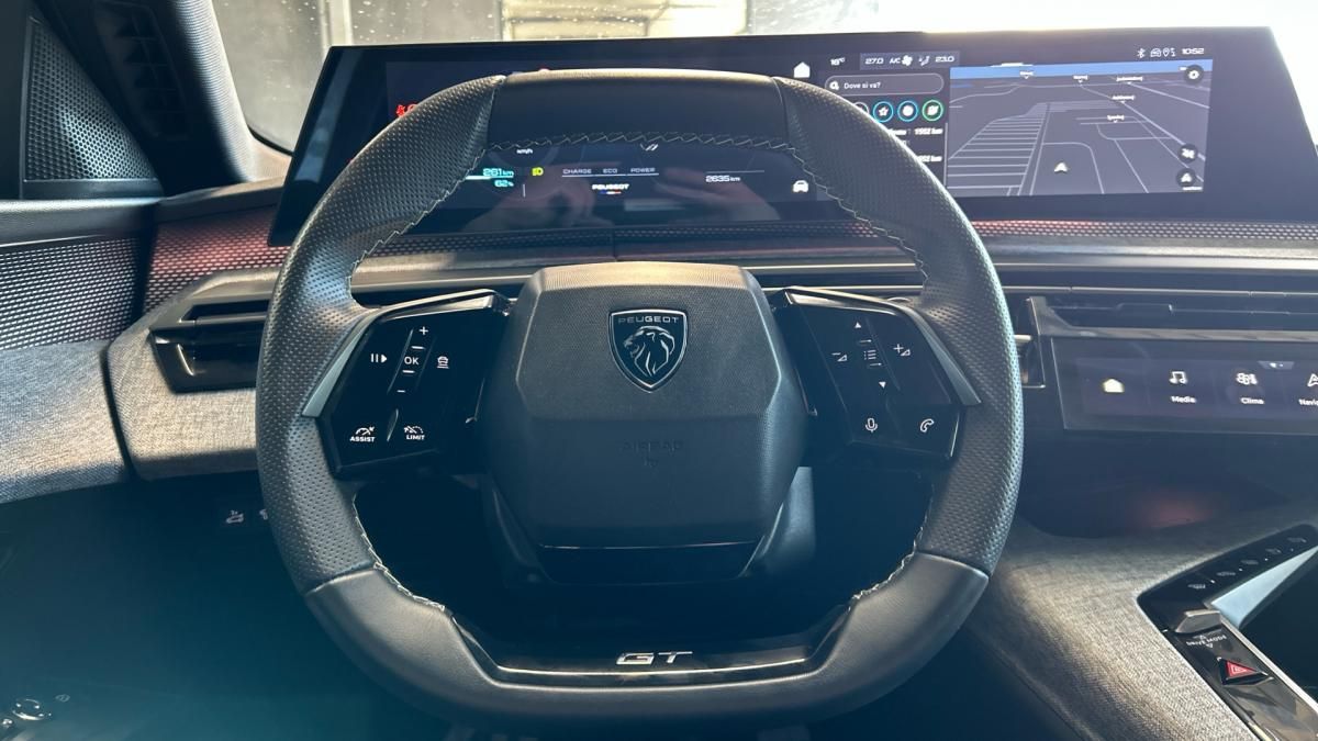 peugeot-e-3008-2025-eletrico-0cc