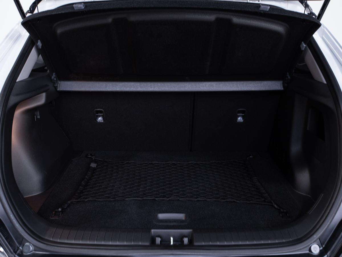 hyundai-kauai-2022-gasolina-998cc