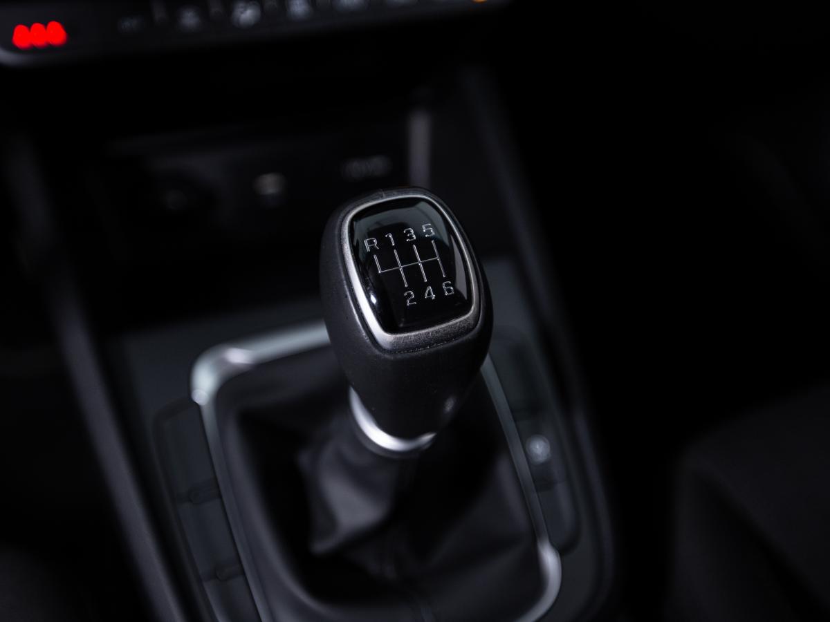 hyundai-kauai-2022-gasolina-998cc