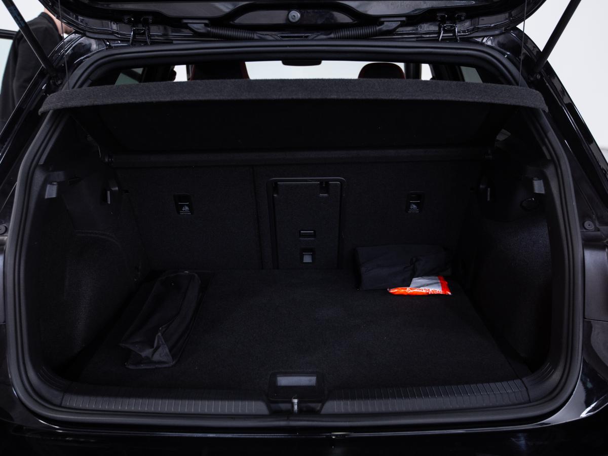 volkswagen-golf-2021-gasolina-1984cc
