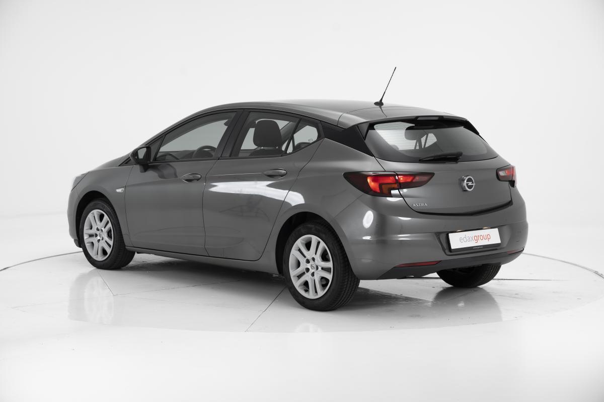 opel-astra-2021-diesel-1496cc
