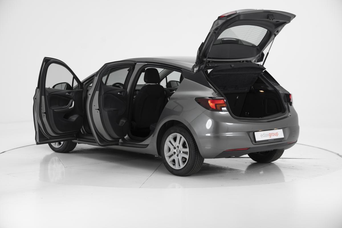 opel-astra-2021-diesel-1496cc