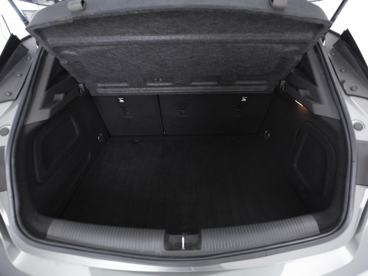 opel-astra-2021-diesel-1496cc