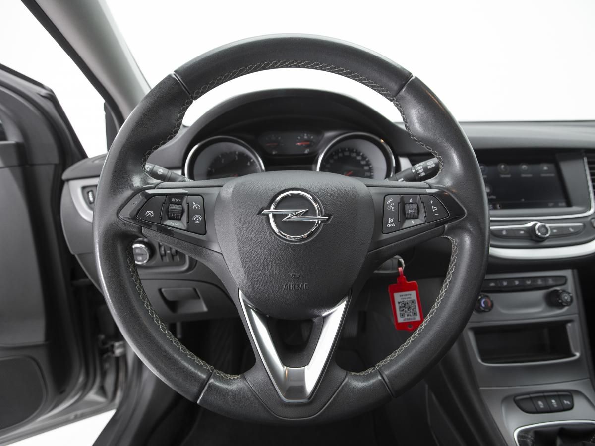 opel-astra-2021-diesel-1496cc