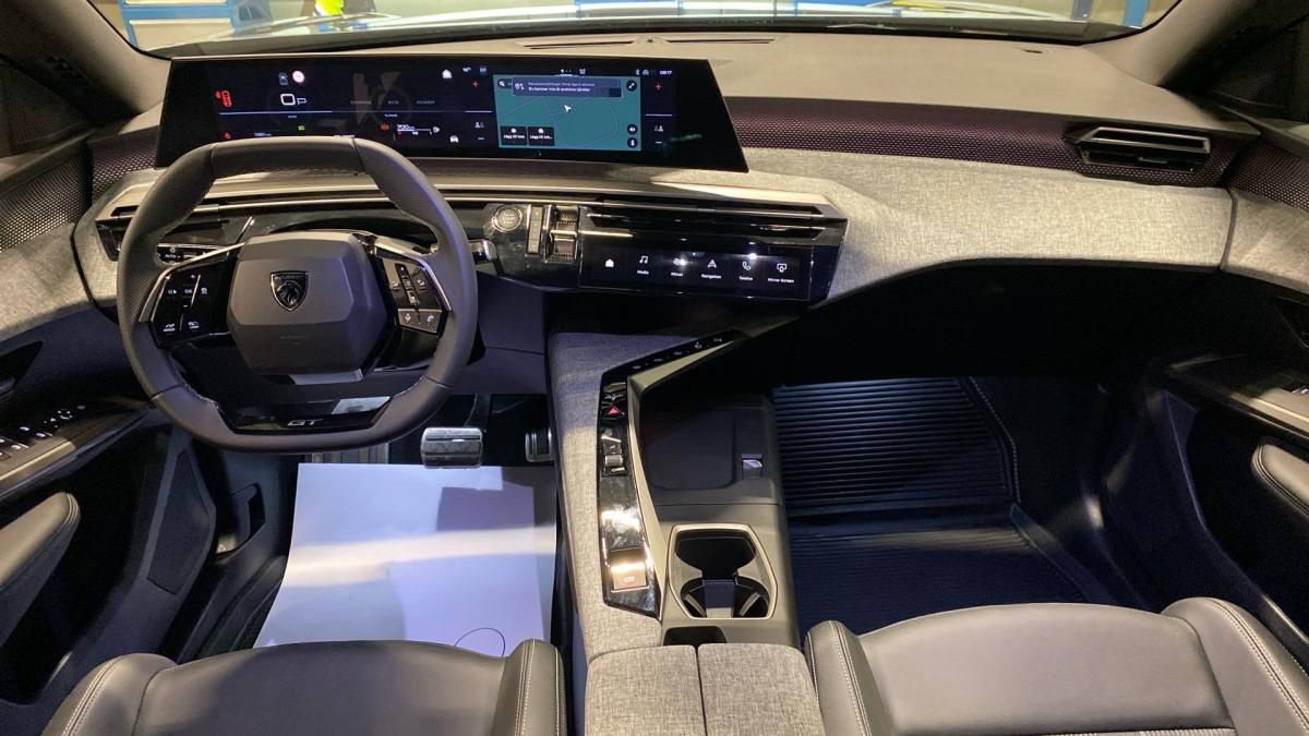 peugeot-5008-2025-gasolina-1199cc